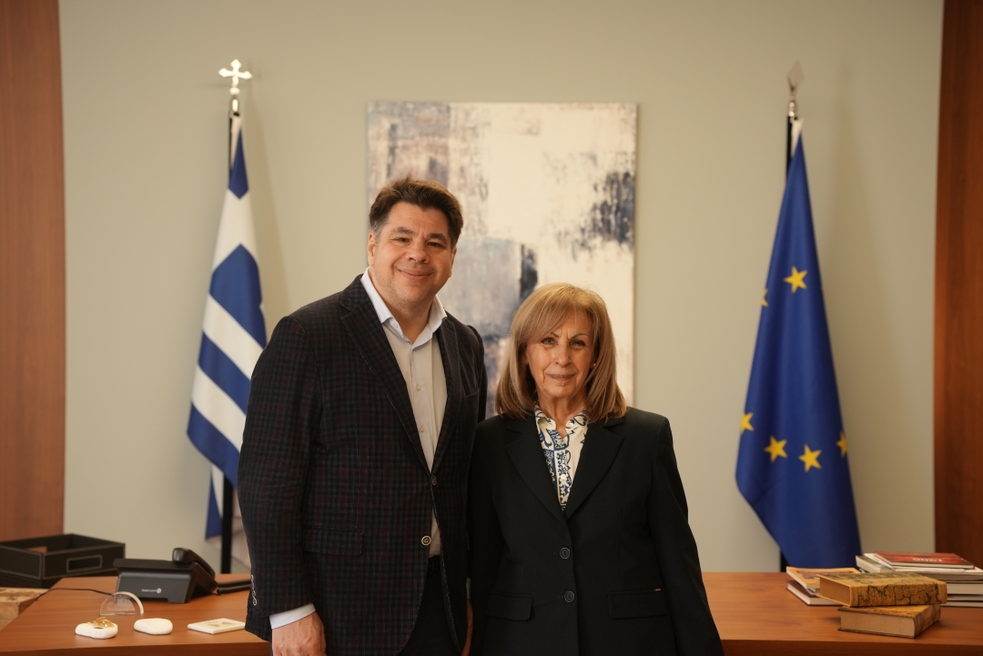 Αποχαιρετιστήρια συνάντηση της περιφερειάρχη Κ. Μακεδονίας Αθηνάς Αηδονά με τον απερχόμενο πρέσβη των ΗΠΑ Τζορτζ Τσούνη