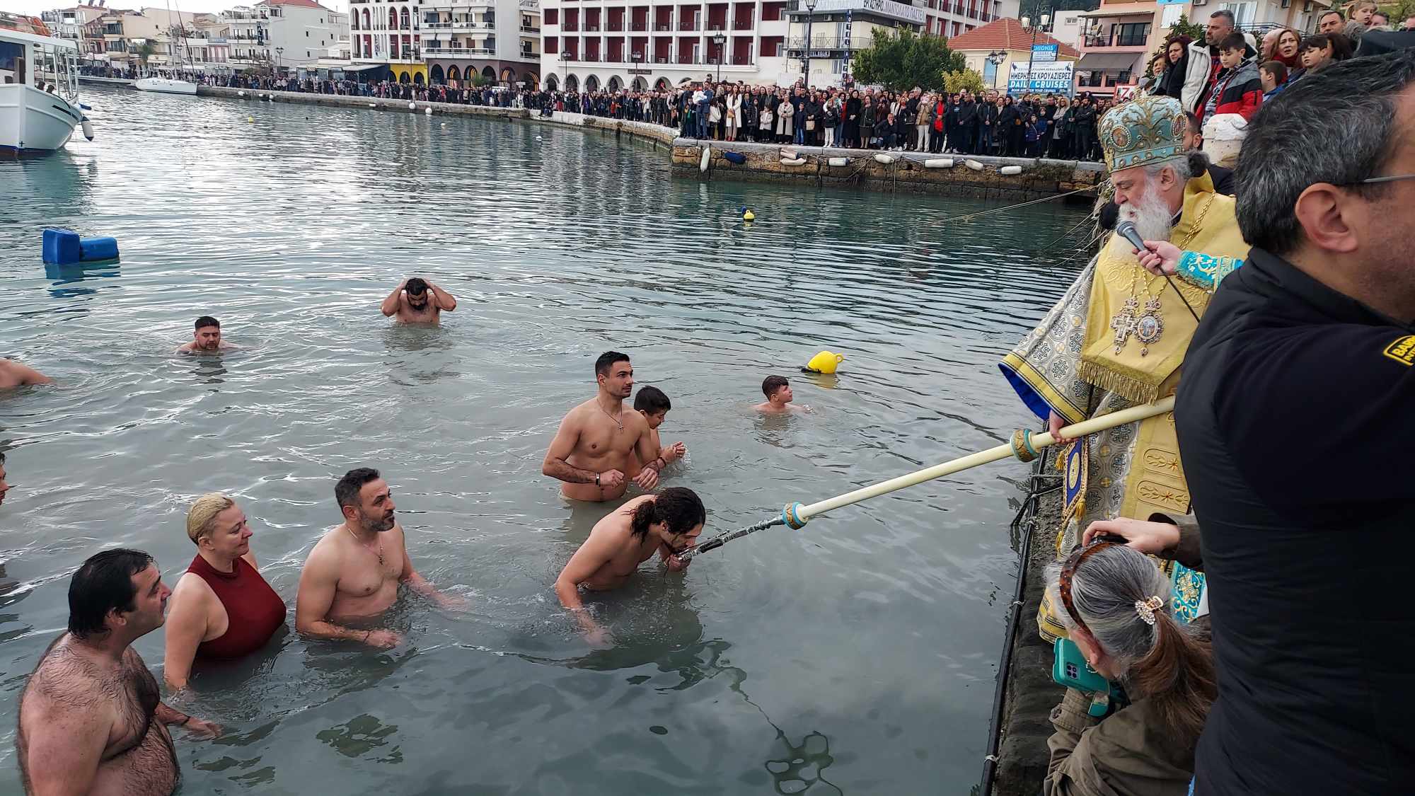 Ζάκυνθος: Με λαμπρότητα γιορτάστηκε και φέτος των “Φωτώνε”
