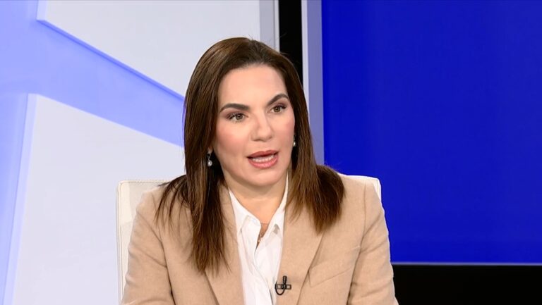 Ολ. Κεφαλογιάννη στην ΕΡΤ: Προδιαγραφές υγιεινής και ασφάλειας στη βραχυχρόνια μίσθωση – Tα επόμενα «στοιχήματα» του υπουργείου Τουρισμού