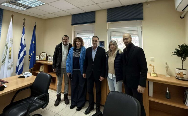 Συνάντηση με την Ένωση Επαγγελματιών και Βιοτεχνών είχε ο δήμαρχος Μαρωνείας- Σαπών Απ. Ιωάννου