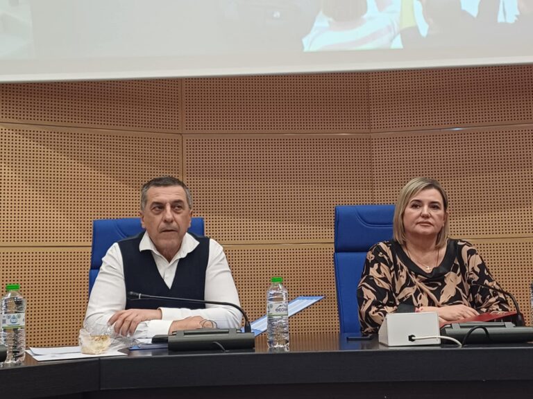 Έκοψε την πρωτοχρονιάτικη πίτα το περιφερειακό συμβούλιο Θεσσαλίας