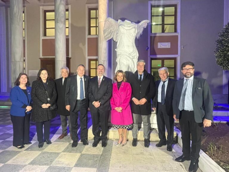 Αλεξανδρούπολη: Για ενίσχυση σχέσεων με την Παγκόσμια Διακοινοβουλευτική Ένωση Ελληνισμού δεσμεύτηκαν Χρ. Τοψίδης και Γ. Ζαμπούκης