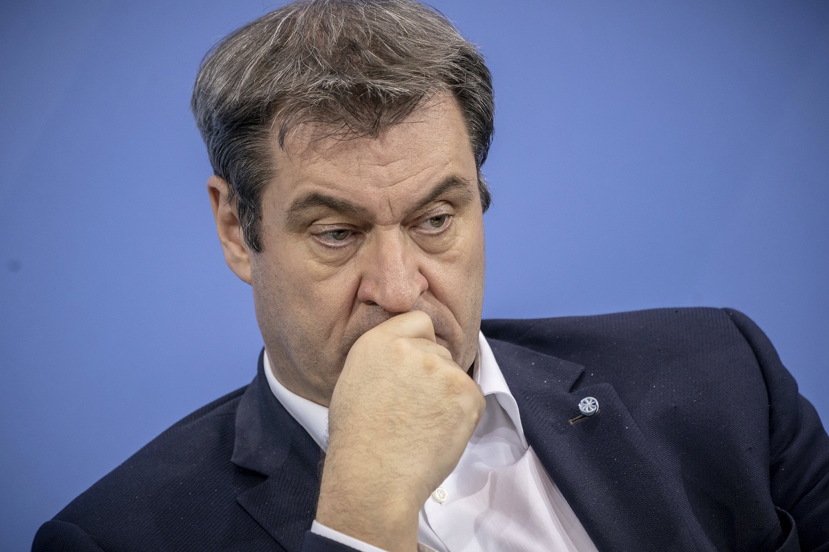 Πρωθυπουργός Βαυαρίας: Διαπραγματεύσεις με τους Ταλιμπάν για συχνότερες πτήσεις απέλασης Αφγανών μεταναστών