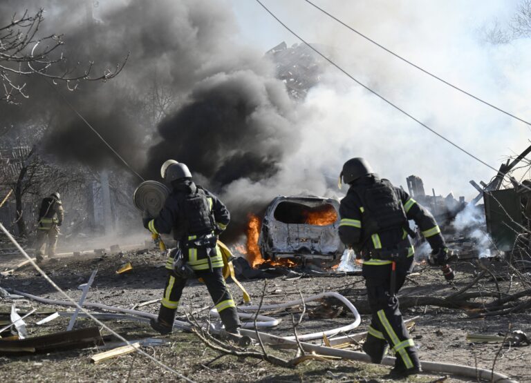 Η Ρωσία έπληξε θερμοηλεκτρικό σταθμό στην Ουκρανία, 100.000 άνθρωποι χωρίς θέρμανση – Η Μόσχα εντείνει τις επιθέσεις της