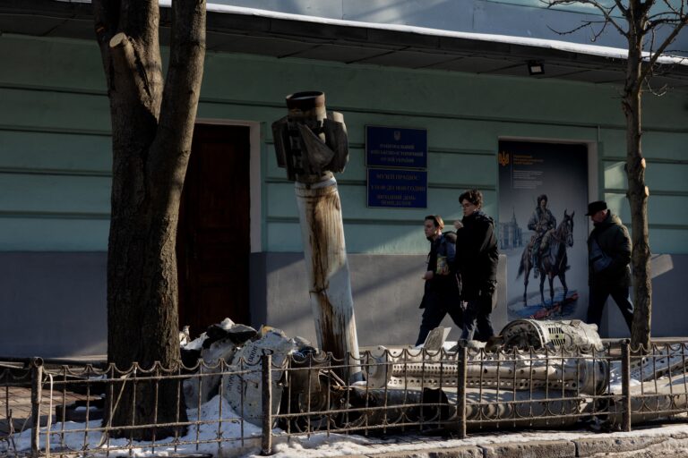 Ρωσική επίθεση στην ουκρανική πόλη Κραματόρσκ – Ένας νεκρός και 14 τραυματίες
