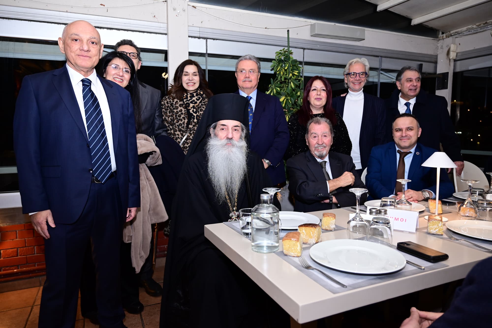 Δυναμικό «παρών» απ’ όλους στον Ιατρικό Σύλλογο Πειραιά – Κοπή πρωτοχρονιάτικης πίτας