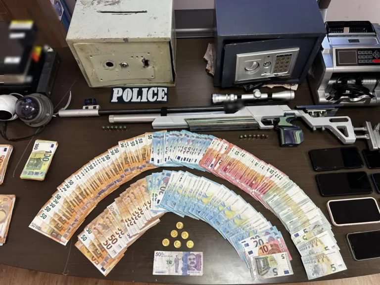 Εξαρθρώθηκε εγκληματική οργάνωση εμπορίας γυναικών, 26 συλλήψεις – Τις κρατούσαν φυλακισμένες