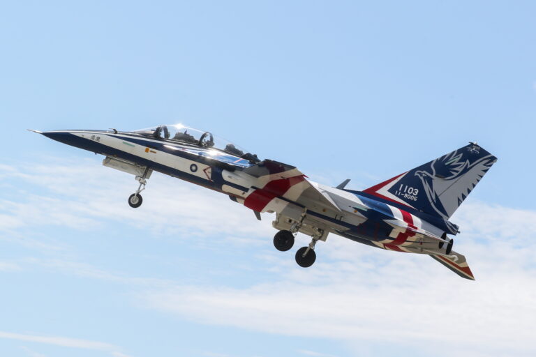 Ταϊβάν: Συντριβή μαχητικού αεροσκάφους AT-5 Brave Eagle