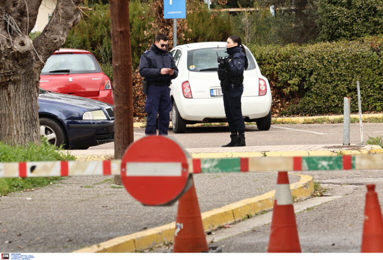 Έγκλημα στο Δαφνί: Στον εισαγγελέα σήμερα ο 47χρονος – Συνελήφθη αιμόφυρτος και σε κατάσταση σοκ