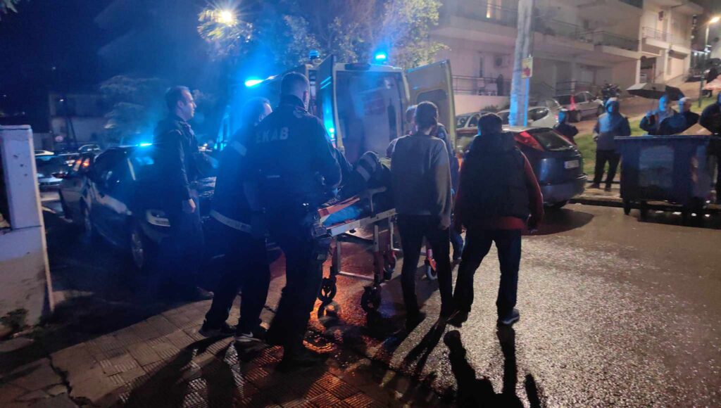 Αιματηρό επεισόδιο στην Πάτρα: 60χρονος μαχαίρωσε στο λαιμό 40χρονο μετά από καβγά