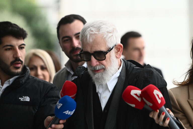 Εκρηκτικό κλίμα στη δίκη Φιλιππίδη: Φωνές του εισαγγελέα και έντονες αντεγκλήσεις με συνηγόρους