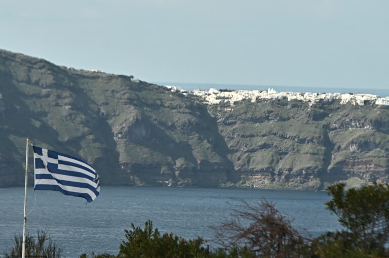 Κυκλάδες: Οι σεισμοί «αραίωσαν», αλλά δεν πρόκειται για μεταβολή – Αύριο οι αποφάσεις για τα σχολεία