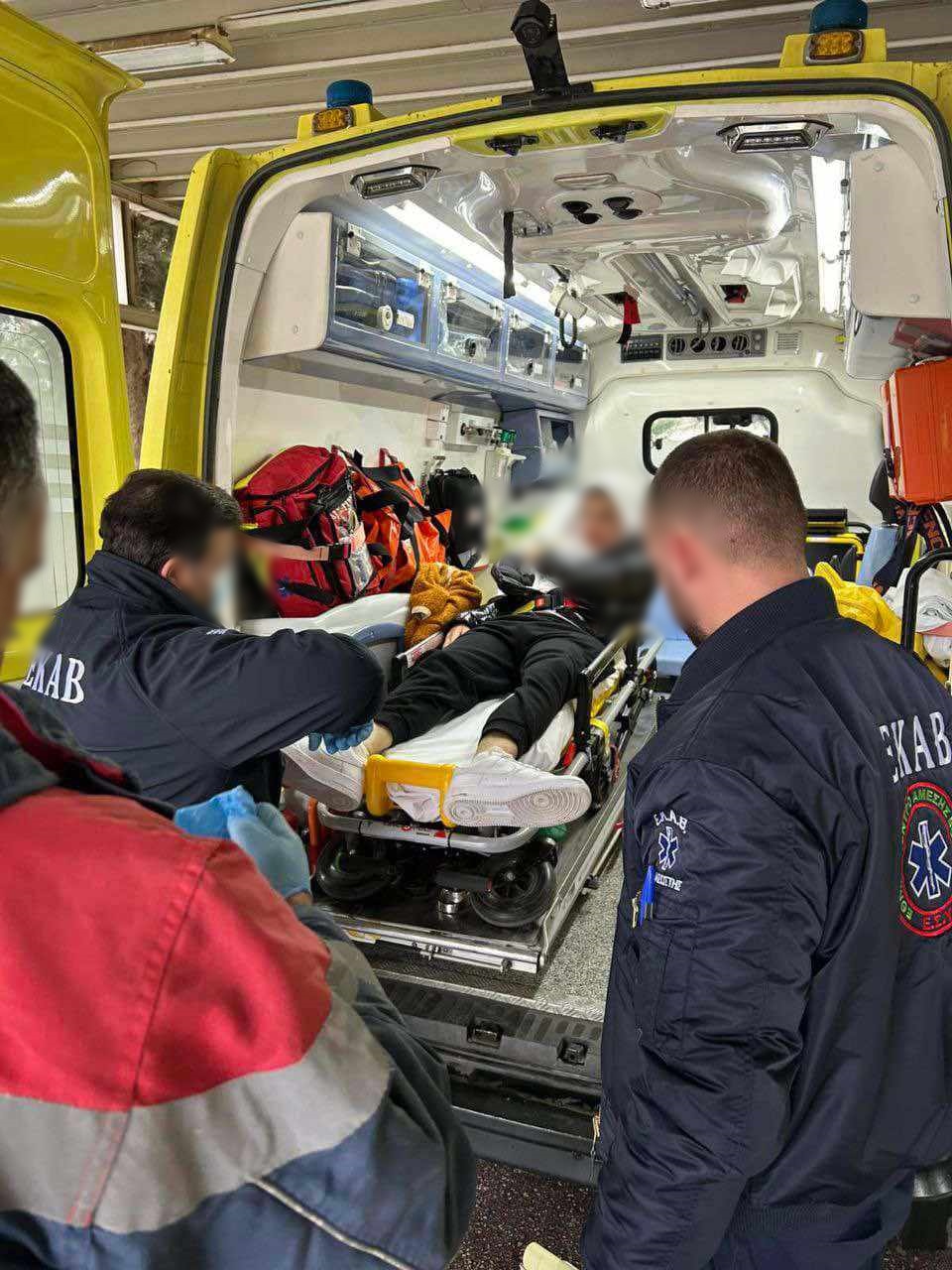 Θεσσαλονίκη-17χρονος θύμα ξυλοδαρμού: «Το παιδί μου ήταν μέσα στα αίματα»