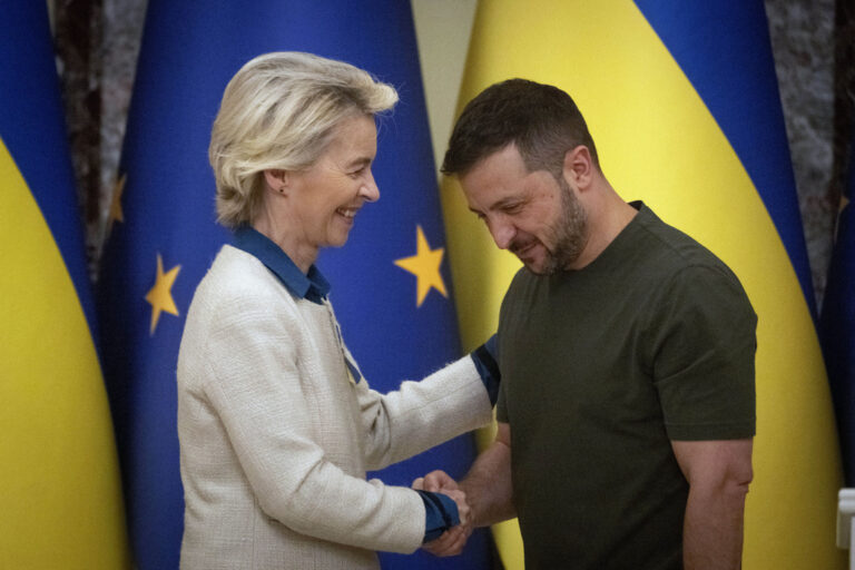 Τρία χρόνια από τη ρωσική εισβολή στην Ουκρανία: Σύνοδος Κορυφής στο Κίεβο – Μέσω τηλεδιάσκεψης έλαβε μέρος ο Κ. Μητσοτάκης