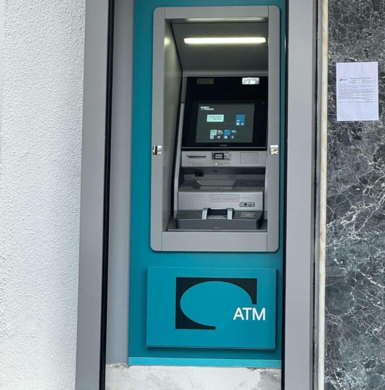 Σε πλήρη λειτουργία το νέο ΑΤΜ τράπεζας που είχε καταστραφεί στη Βυτίνα