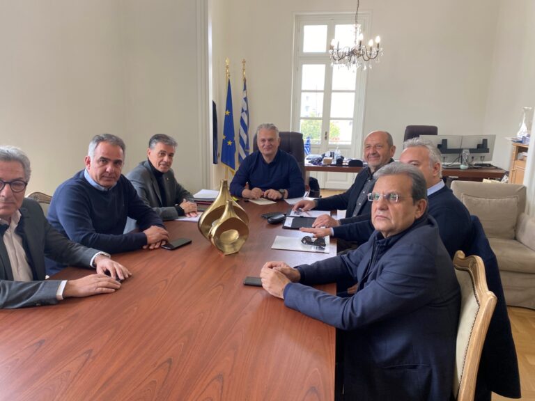 Επιμελητήρια και Περιφέρεια Πελοποννήσου συντονίζονται για τα προγράμματα και τις προσκλήσεις