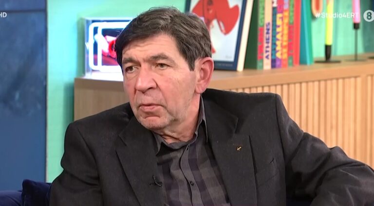 Γεράσιμος Σκιαδαρέσης στο «Στούντιο 4»: «Παρουσία του πατέρα δεν υπήρχε. Τον επισκέφθηκα τα τελευταία χρόνια της ζωής του»