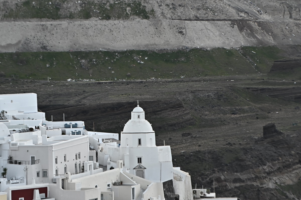 Λέκκας στο ΕΡΤNews για σεισμούς: «Θα είναι μια μακρόσυρτη ακολουθία – Το φαινόμενο ανέδειξε τα χρόνια προβλήματα της Σαντορίνης»