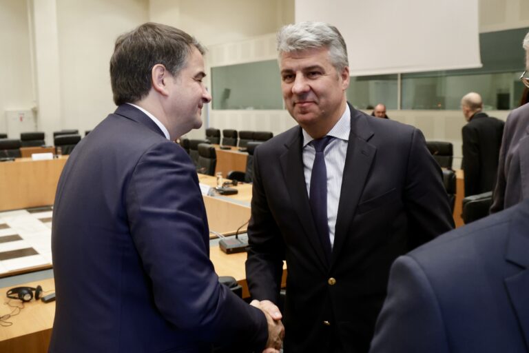 Ο Χρ. Τοψίδης συμμετείχε σε σύσκεψη με τον Αντιπρόεδρο Συνοχής & Μεταρρυθμίσεων της Ε.Ε.