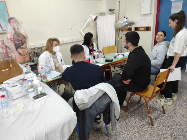 Η πρώτη μαθητική εθελοντική αιμοδοσία στη Λέσβο είναι γεγονός