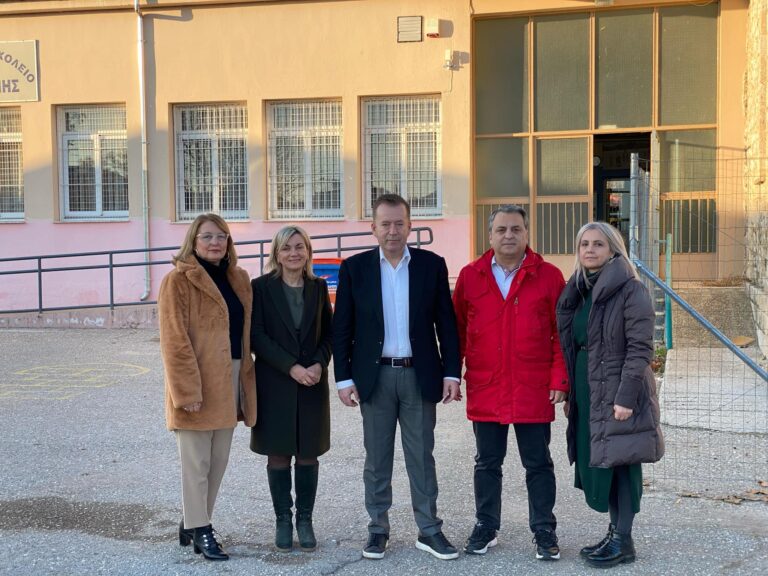 Την άμεση ανέγερση νέου σύγχρονου Δημοτικού Σχολείου στη Φαλάνη ζητά ο Β. Κόκκαλης