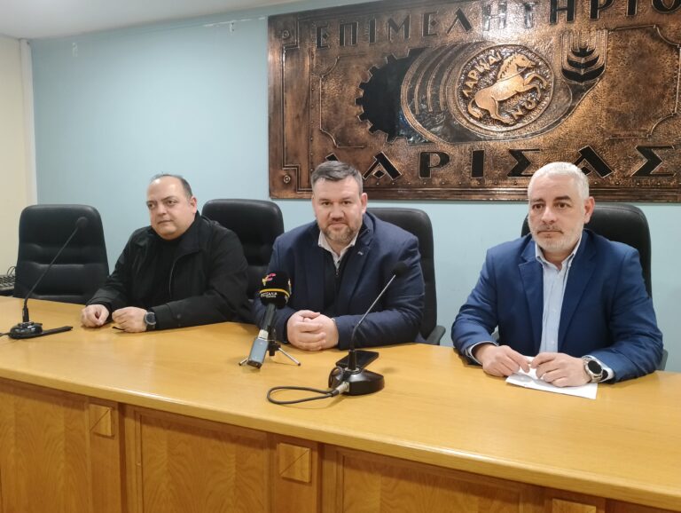 Τριήμερη έκθεση για το πρόγραμμα “Εξοικονομώ” στην κεντρική πλατεία της Λάρισας
