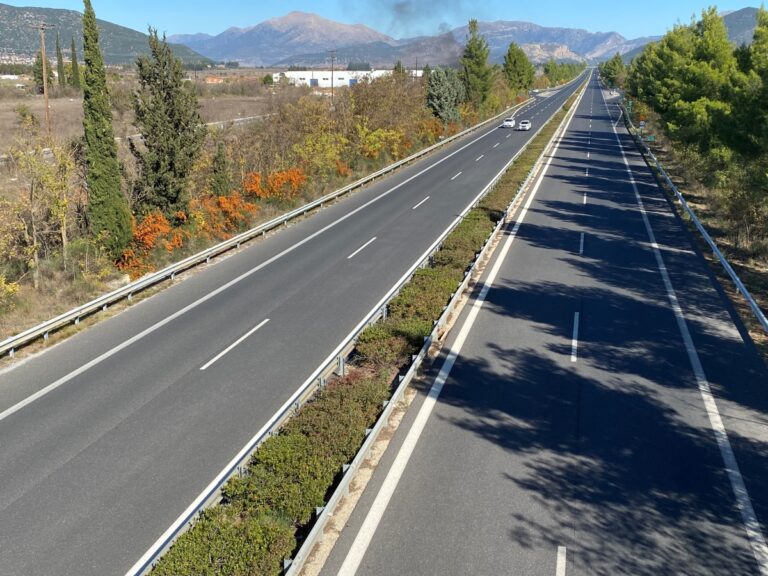 Θήβα: Επίθεση με πέτρες στην Εθνική οδό Αθηνών – Λαμίας – Πέντε συλλήψεις