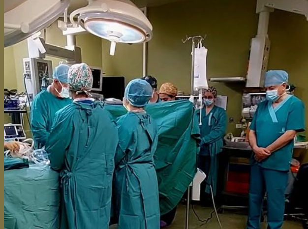 Ηράκλειο: Σε Βερολίνο και Ιπποκράτειο Θεσσαλονίκης τα όργανα του μικρού Άγγελου – Ενός λεπτού σιγή τήρησαν οι γιατροί στο χειρουργείο
