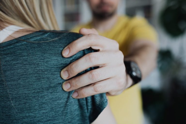 ΙΜΕ ΓΣΕΒΕΕ: Διαδικτυακό σεμινάριο για την βία και την παρενόχληση στους χώρους εργασίας