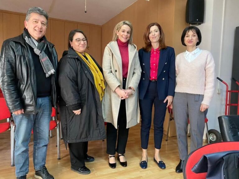 Συνάντηση εργασίας εκπροσώπων Περιφέρειας Θεσσαλίας – Δήμου Καρδίτσας για θέματα Πρόνοιας