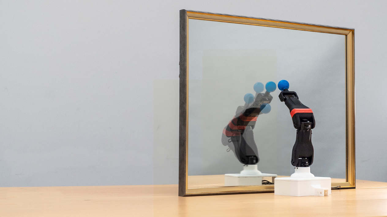 masthead_+Robots+Learn+How+to+Move+By+Watching+Themselves