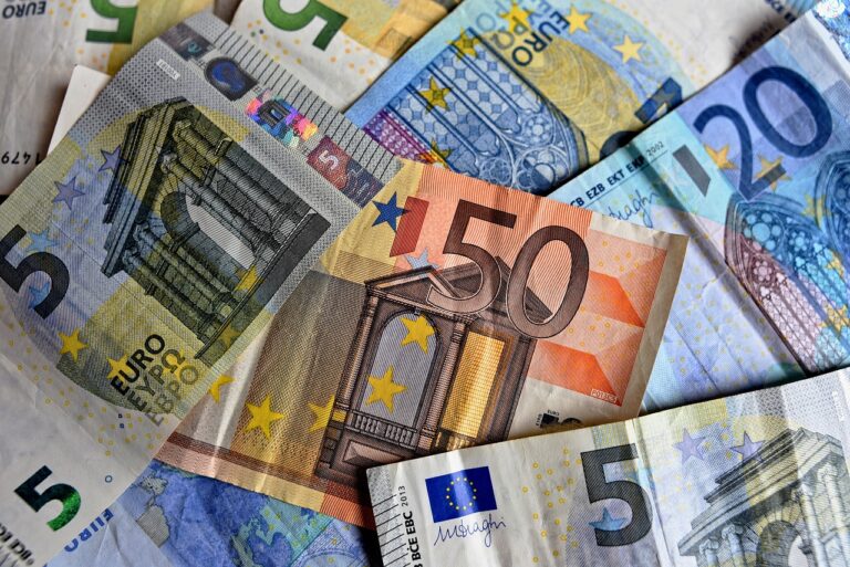 Κεντρική διοίκηση: Ταμειακό πλεόνασμα 560 εκατ. ευρώ τον Ιανουάριο