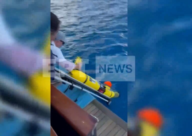 Αποκλειστικό βίντεο του ΕΡΤNews: Τοποθετήθηκε φορητός υποθαλάσσιος σεισμογράφος – Θα μελετήσει το ηφαίστειο Κολούμπο