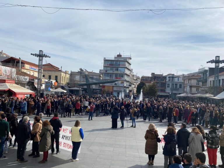 Τραγωδία Τεμπών: Μαζική συμμετοχή με συγκεντρώσεις σε όλη την Πελοπόννησο