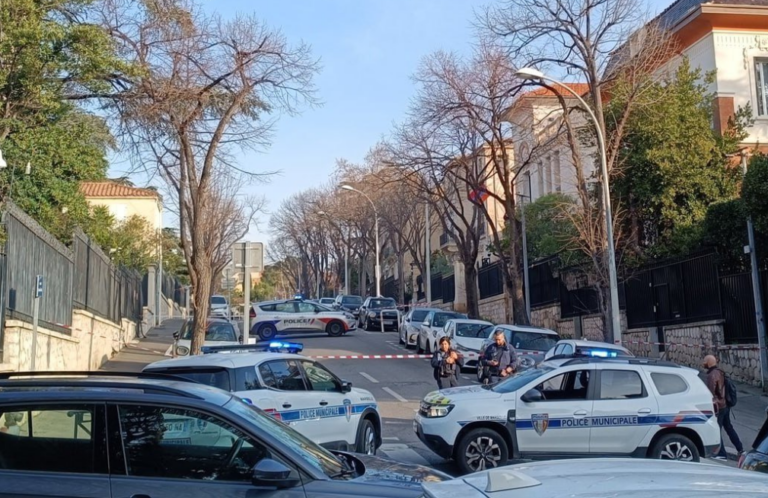 Γαλλικό ΥΠΕΣ: Οι εκρήξεις στο ρωσικό προξενείο στη Μασσαλία προκλήθηκαν από αυτοσχέδιους εκρηκτικούς μηχανισμούς που εκτόξευσαν άγνωστοι