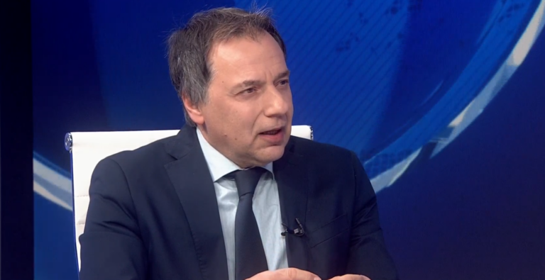 Θ. Πελαγίδης: “Ο πρόεδρος Τραμπ ενεργεί όπως ο Μάο Τσε Τουνγκ- Η Ευρώπη είναι ένα παιδί που μαθαίνει λάθος πράγματα και δεν πειθαρχεί”
