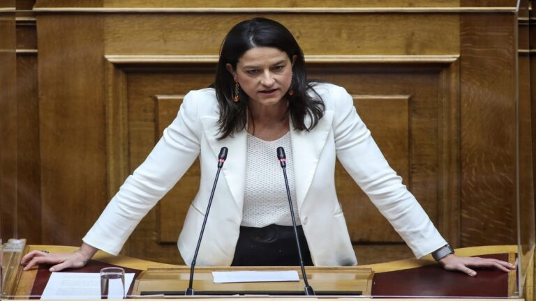 Στη Ρόδο σήμερα η υπουργός Εργασίας, Νίκη Κεραμέως