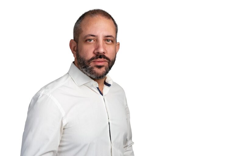 Αλ. Μεϊκόπουλος: «Ποινικά διωκόμενο στέλεχος θα επιλέξει τους νέους σταθμάρχες του ΟΣΕ»