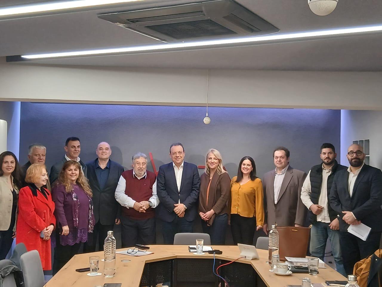 Συνάντηση του προέδρου του ΣΥΡΙΖΑ-ΠΣ Σωκράτη Φάμελλου με την Εύξεινο Λέσχη Ευρωπαίων Πολιτών