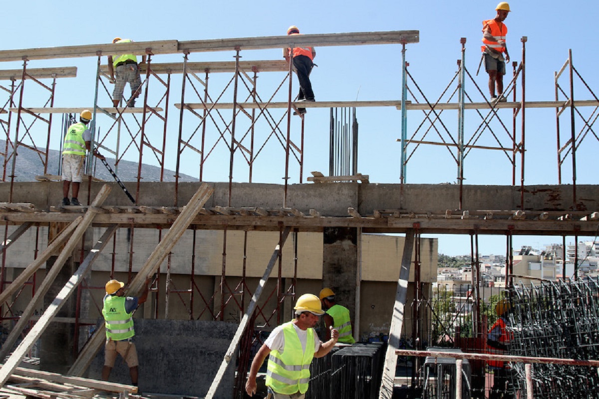 Οικοδομική δραστηριότητα: Αύξηση 8,7% το 2024, μείωση 5,3% τον Δεκέμβριο