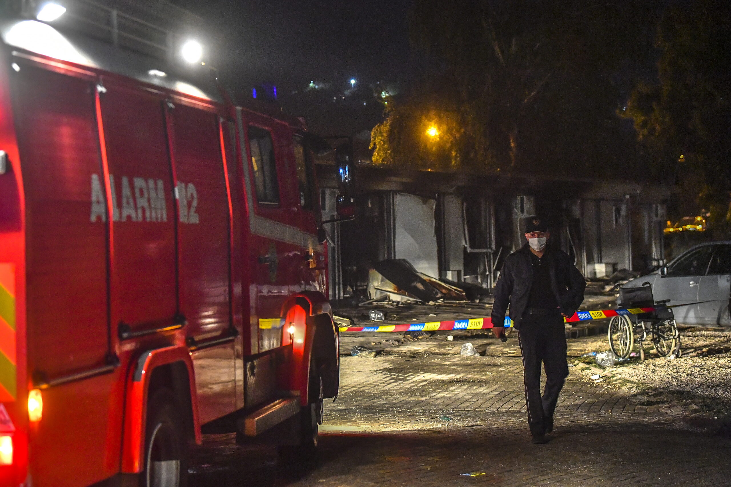 Β. Μακεδονία: Τουλάχιστον 50 νεκροί από πυρκαγιά σε ντισκοτέκ στην πόλη Κότσανι