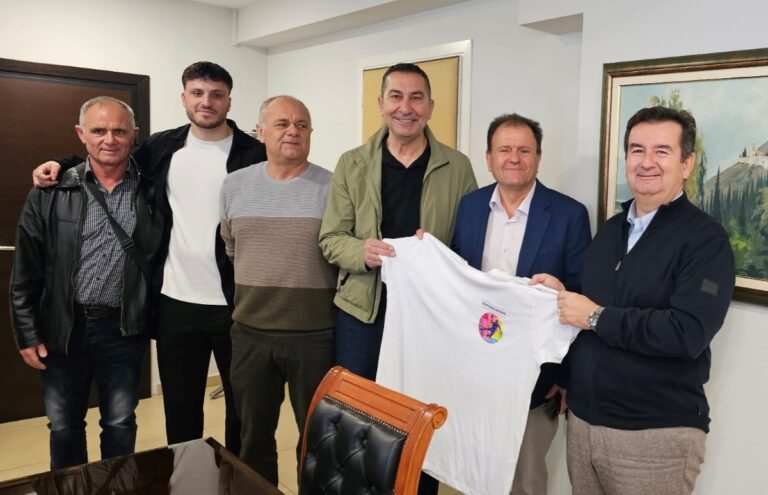 Το σχολικό πρωτάθλημα χειροσφαίρισης κατέκτησαν τα αγόρια του 2ου ΓΕΛ Άργους