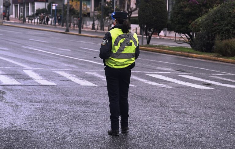 Κυκλοφοριακές ρυθμίσεις την Κυριακή σε δρόμους της Αττικής λόγω αγώνα δρόμου