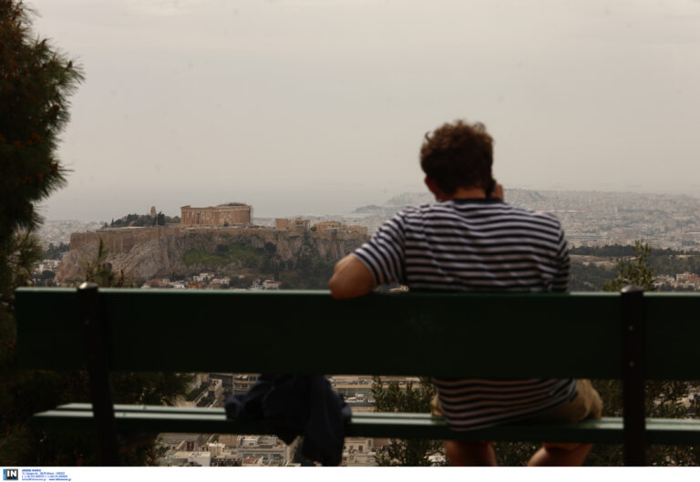 Έρχεται «βουτιά» της θερμοκρασίας με πτώση 15 βαθμών στην Αττική – Απομακρύνεται η αφρικανική σκόνη