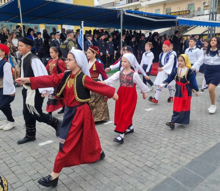 Με λαμπρότητα ο εορτασμός της 25ης Μαρτίου στην Τρίπολη