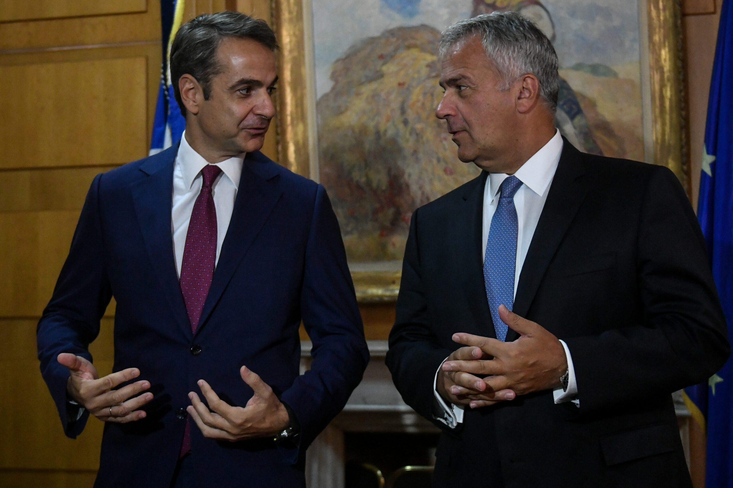Στο Υπ. Μετανάστευσης ο Κ. Μητσοτάκης: Αύξηση επιστροφών και αυστηρή πολιτική για όσους δε δικαιούνται άσυλο