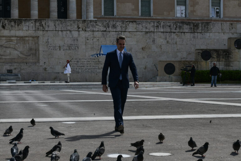 Ο Πρωθυπουργός θα παραστεί στη δοξολογία για την 25η Μαρτίου στη Μητρόπολη και θα παρακολουθήσει τη στρατιωτική παρέλαση
