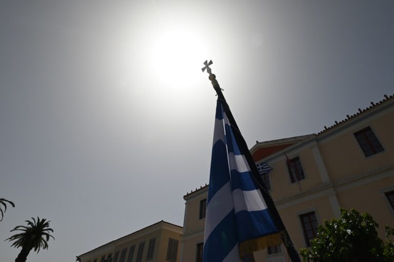 Kαιρός: Άστατος με τοπικές βροχές στα ηπειρωτικά – Ευνοείται η μεταφορά αφρικανικής σκόνης
