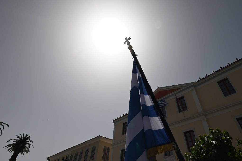 Kαιρός: Άστατος με τοπικές βροχές στα ηπειρωτικά – Ευνοείται η μεταφορά αφρικανικής σκόνης
