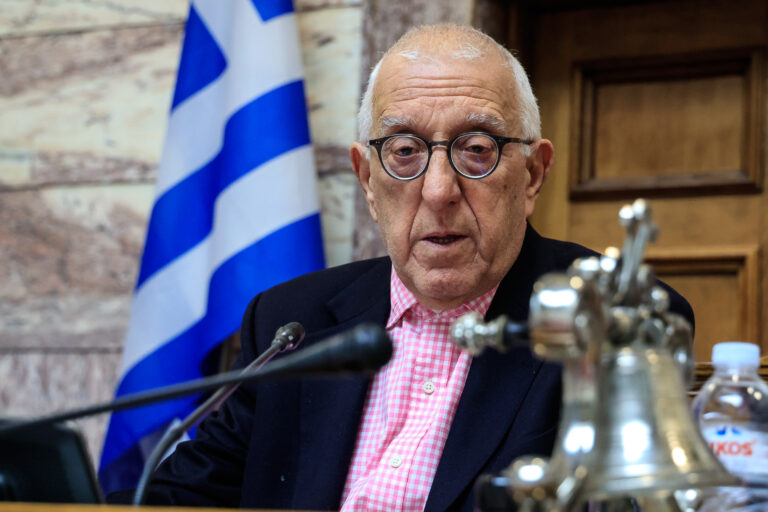 Συλλυπητήρια Ν. Κακλαμάνη για την απώλεια του πρώην βουλευτή Κώστα Διαμαντή